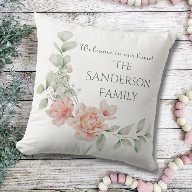 Almofada Bem-Vindo Ao Nome Da Nossa Família Doméstica Flora (Welcome to Our Home Family Name Summer Porch Decor Outdoor Pillow)