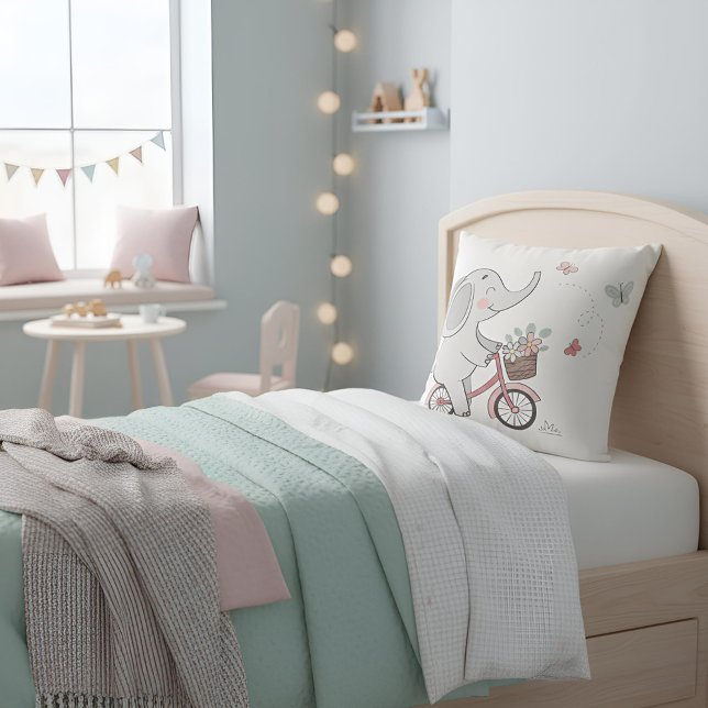 Almofada Bike do Elefante Whimsso - Crianças Design ("Whimsical Elephant Kids Throw Pillow – Add Fun and Color to Your Child’s Bedroom or Nursery!")