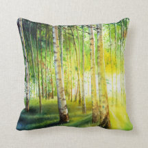 Birch branco com transmissão contínua do sol