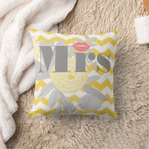 Almofada Birde Sra. Lábios Cinza Peach e Yellow Zig Zag