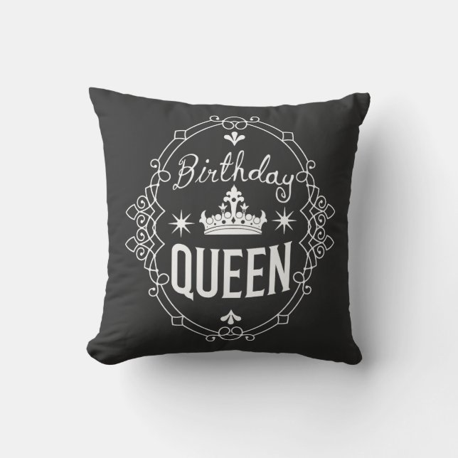 Almofada Birthday Queen Typography Reversible Black White (Frente)