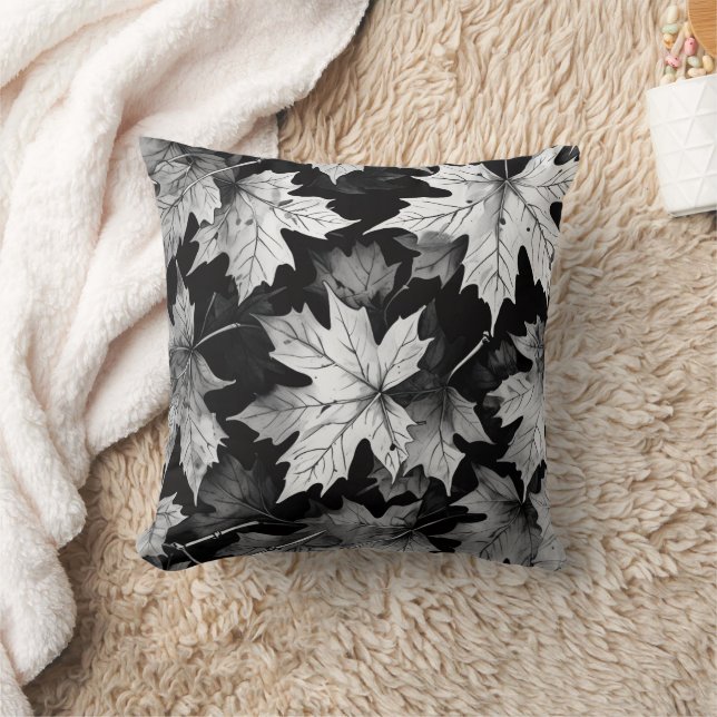 Almofada Black and White Throw Pillow (Cobertor)