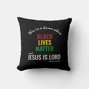 Almofada BLM JESUS É LORD Black History Month