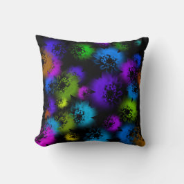 Almofada Blooms in the Shadows