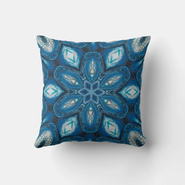 Almofada Blue Kaleidoscope Throw Pillow (Verso)