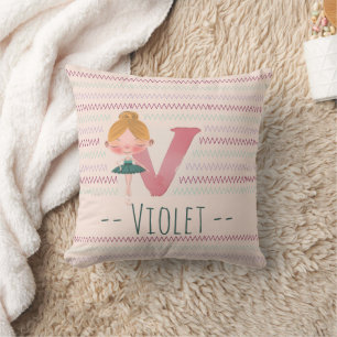 Almofada Blush Rosa Bailarina Monograma V – Arte Personaliz