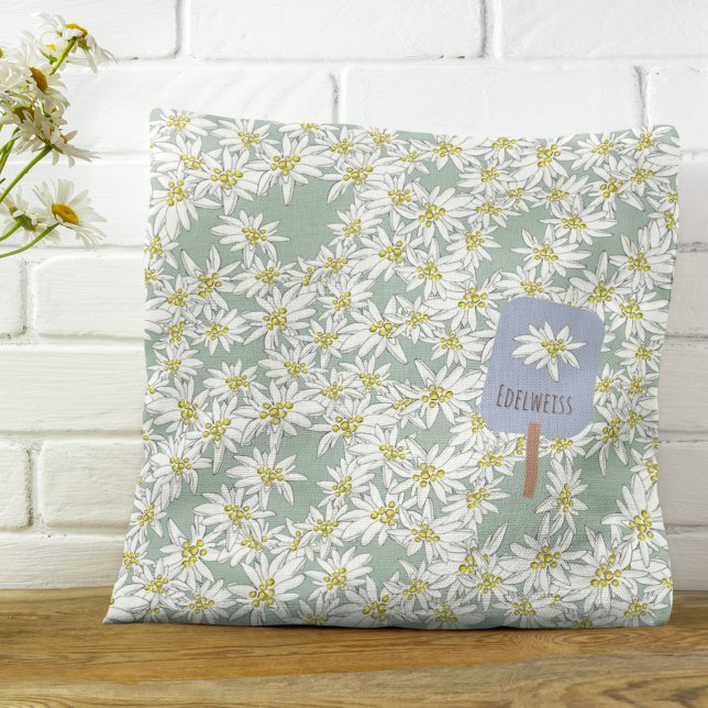 Almofada Boho Edelweiss Sound of Music Alpino Botanical (Our Edelweiss pillow calls to mind the sweet aroma of Alpine breezes.)