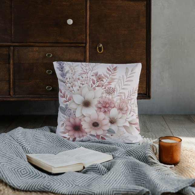 Almofada Boho floral com um rubor de rosa (Criador carregado)