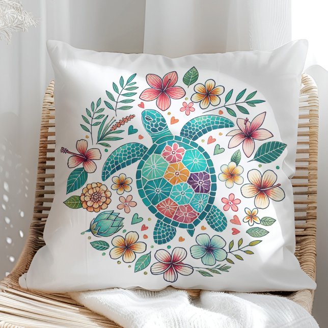 Almofada Boho Turquesa Floral Tartaruga Marinha - Costeiro  (Boho Turquoise Floral Sea Turtle - Coastal Throw Pillow on a sunny boho rattan chair.)