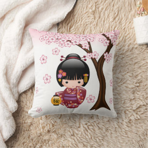 Almofada Boneca de Sakura Kokeshi - menina de gueixa