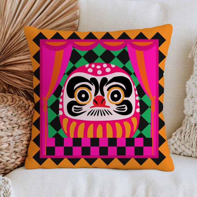 Almofada Boneco Daruma Japonês em Padrão Xadrez Retro (Criador carregado)