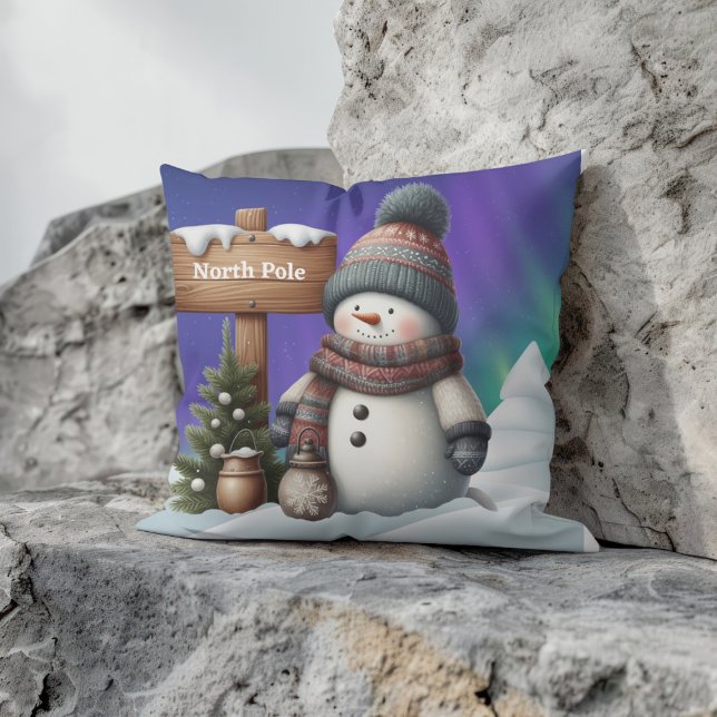 Almofada Bonito boneco de neve no Polo Norte com luzes de n (Criador carregado)