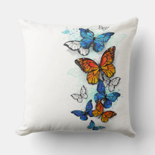 Almofada Borboletas voadoras Morpho e Monarca