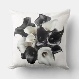 Almofada 🖤🤍 Bouquet Élégant de Lys Noirs et Blancs