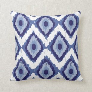 Almofada Branco tribal azul Chevron do diamante de Ikat