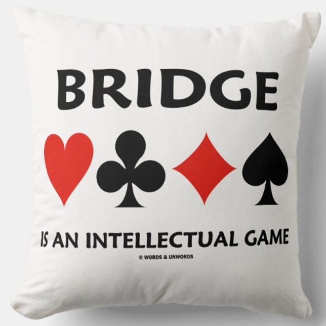 Almofada Bridge É Um Jogo Intelectual Quatro Traços De Cart (Throw pillow featuring the 4 card suits with bridge truism "Bridge Is An Intellectual Game")