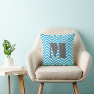 Almofada Bright Aqua Ivory e Monograma da Cinza Zig Zag