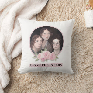 Almofada Bronte Sisters Retrato com Rosas Rosa