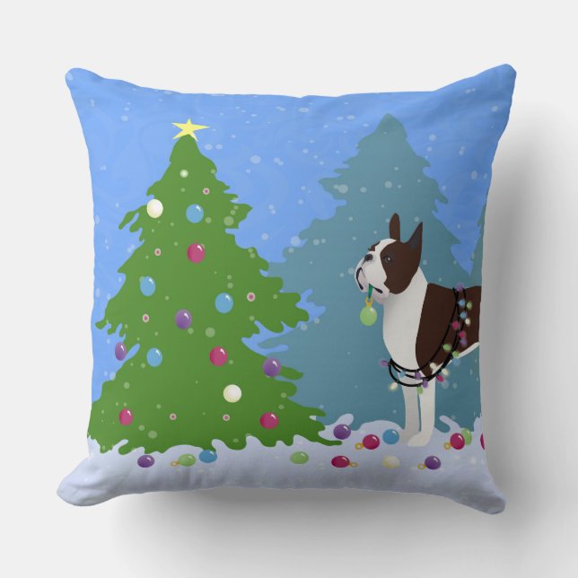 Almofada Brown Boston Terrier na Floresta de Natal (Frente)