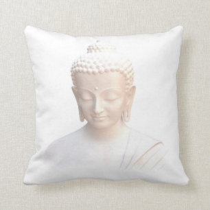 Almofada Buddha em meditativo do branco e calmo serenos
