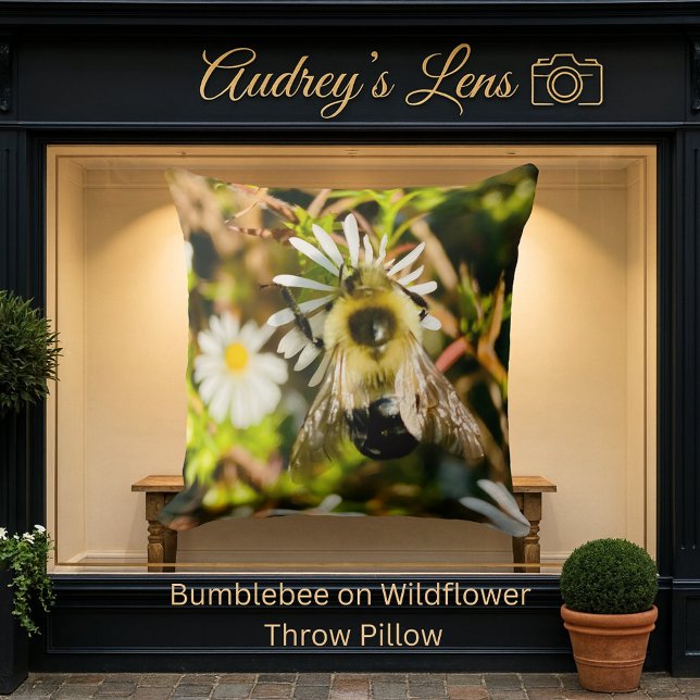Almofada Bumblebee on Wildflower (Criador carregado)