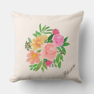 Almofada Buquê de Flores Rosa em Aquarela sobre Marfim