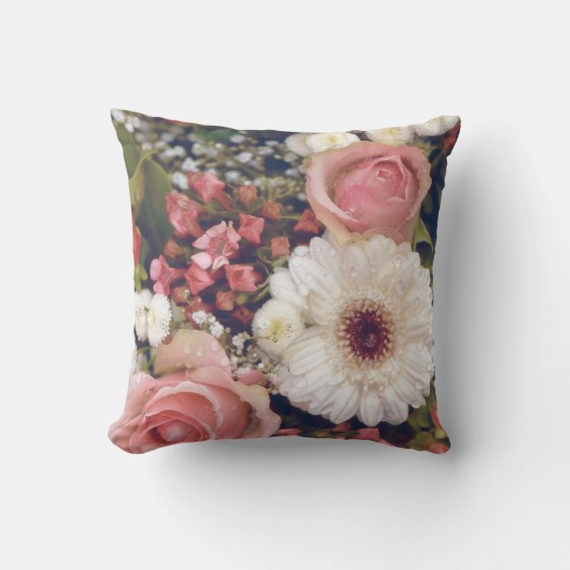 Almofada Buquê de Flores Rosas Românticas (Frente)