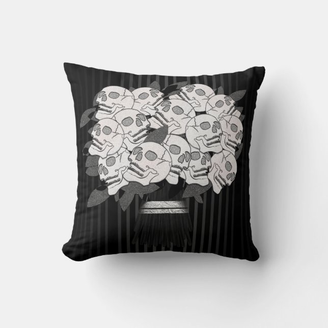 Almofada Buquê de Rosas Caveira Preto e Branco (Frente)