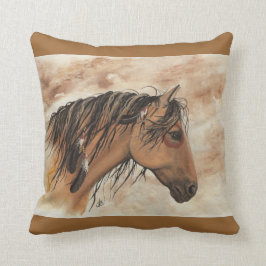 Almofada byBiHrLe majestoso da arte de MustangHorse do