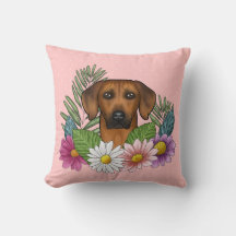 Cabeça de Rhodesian Ridgeback e Flores Silvestres 