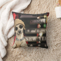 Cachorro engraçado de Natal bebendo chá de bolhas