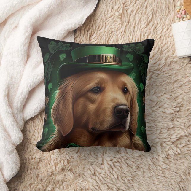 Almofada Cachorro Golden Retriever no Dia de São Patrício  (Cobertor)