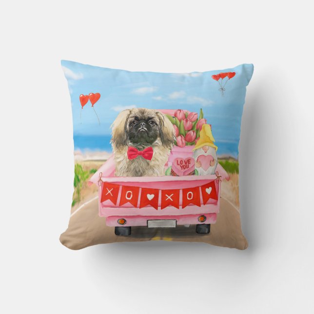 Almofada Cachorro Pequinês Caminhão de Corações no Dia dos  (Frente)