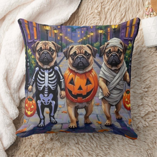 Almofada Cães Pug Trick-or-Treating em Fantasias de Hallowe (Cobertor)