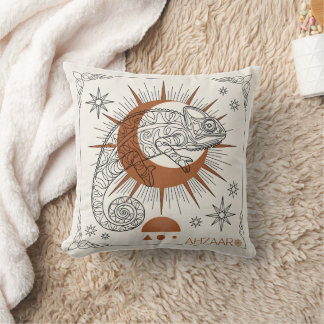 Almofada Camaleão Boho Sol e Estrelas Arte Réptil