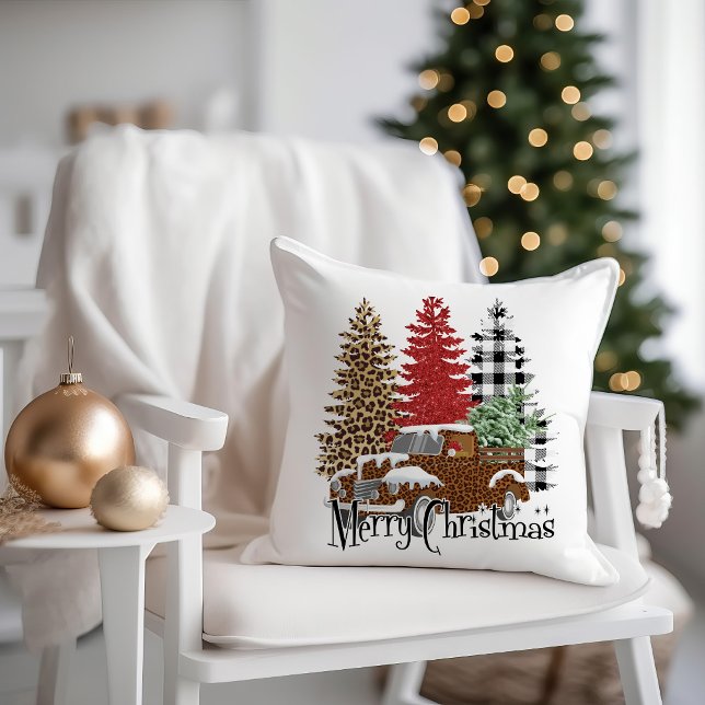 Almofada Caminhão Antigo Natal Alegre Leopardo Xadrez (Vintage truck and buffalo plaid Christmas trees "Merry Christmas" decorator pillow)