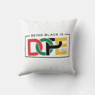 Almofada Camiseta ADOM "Being Black Is Dope" com decote em