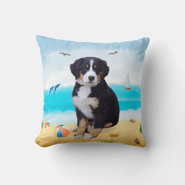 Almofada Cão de Montanha Bernês na Praia (Frente)