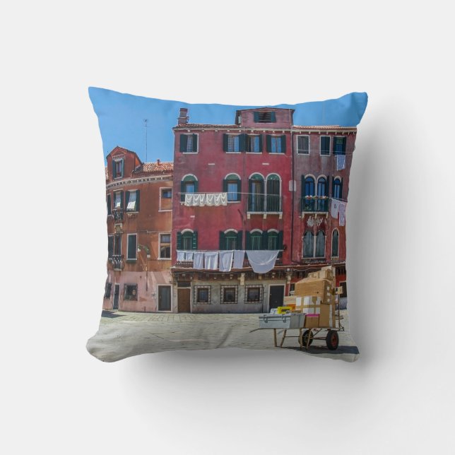 Almofada Carrinho com caixas em Veneza (Frente)