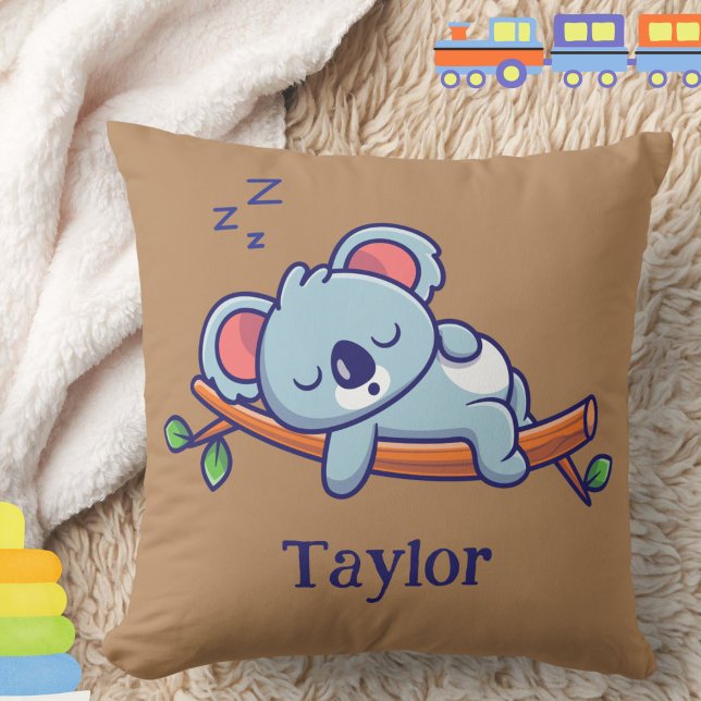 Almofada Cartoon de Urso Koala Cute Personalizado (This cute sleeping koala bear throw pillow may be personalized with baby's or child's name. )
