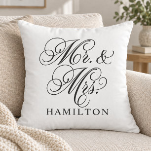 Almofada Casamento Elegante em Letra Mr e Mrs