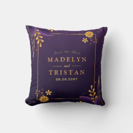 Almofada Casamento Floral de Aestética Dourada e Roxa