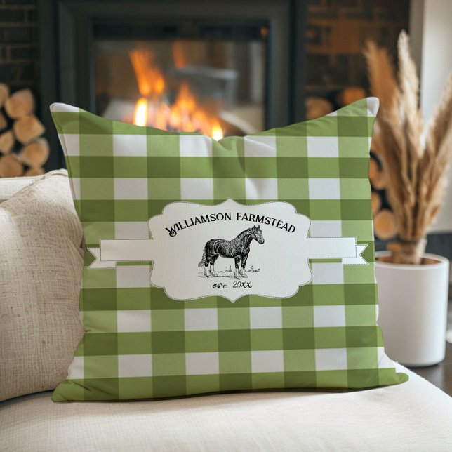 Almofada Cavalo de Fazenda de Xadrez de Buffalo Verde (Green Buffalo Plaid Farm Horse Throw Pillow)