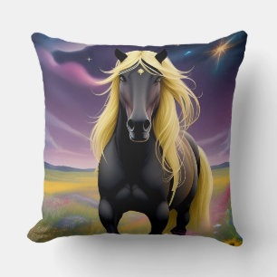 Almofada Cavalo Preto Majestoso com Crina Dourada Fluindo