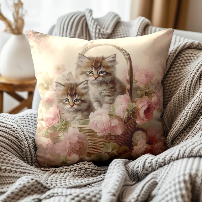 Almofada Cesta de Gatinhos Vintage Pintura Floral Rosa (Decorator pillow with two sweet kittens in a basket surrounded by blush pink floral.)