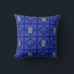 Almofada Chanukah/Hanukkah Art Deco Dourados Sonhos Azuis<br><div class="desc">Chanucá/Chanukah, design do Dreidel Art Deco. Este design ouro, rico, sonho de mancy pode ser personalizado mudando a cor de fundo e/ou editando elementos design na frente e atrás do travesseiro. Este travesseiro de dois lados vem em três opções de tecido (o preço mudará dependendo da escolha do tecido). Travesseiros...</div>