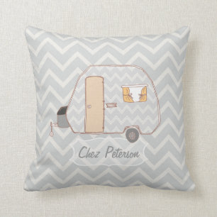 Almofada Chevron da Cinza da Caravana Retro
