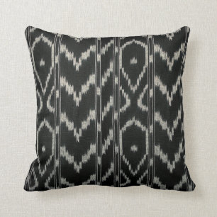 Almofada Chevron Moderno Ikat Tribal  cinzas pretas