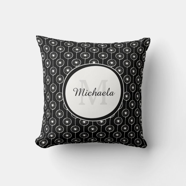 Almofada Chic Black and White Monogramed Name Heart Dots (P (Frente)