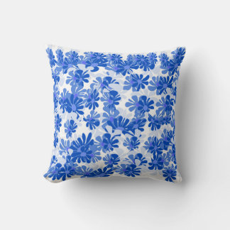 Almofada Chic Blossoms: Vibrant Blue Cushion